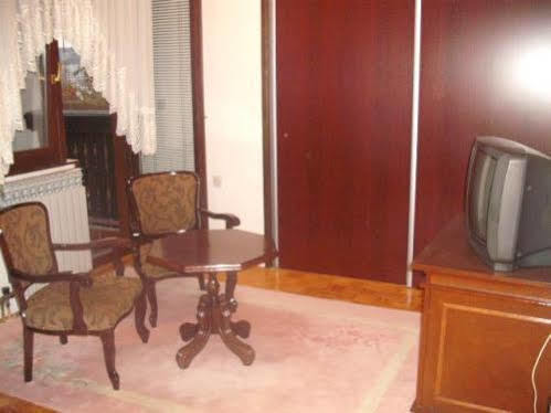 America 3* Sarajevo